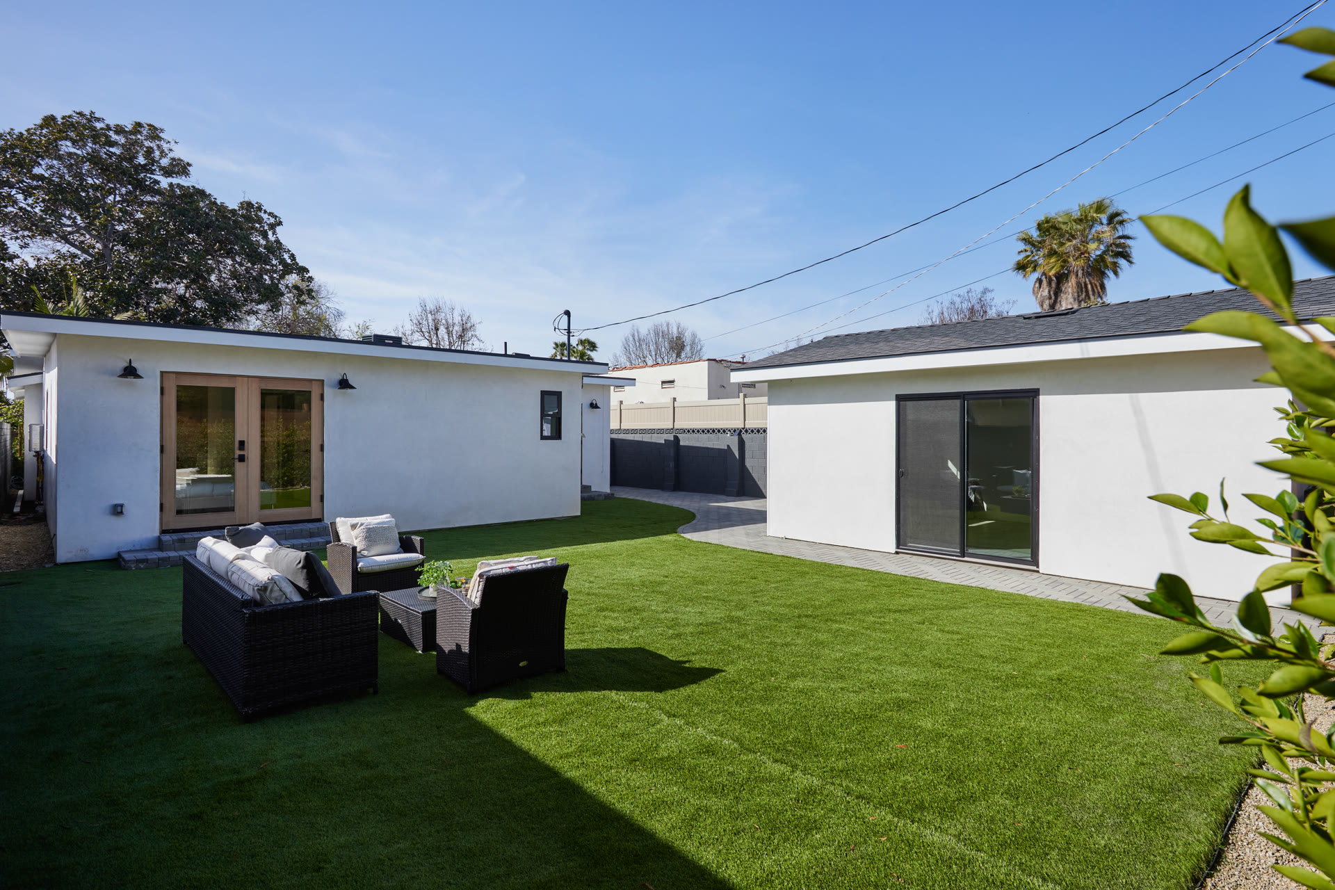 2402 Alsace — 6